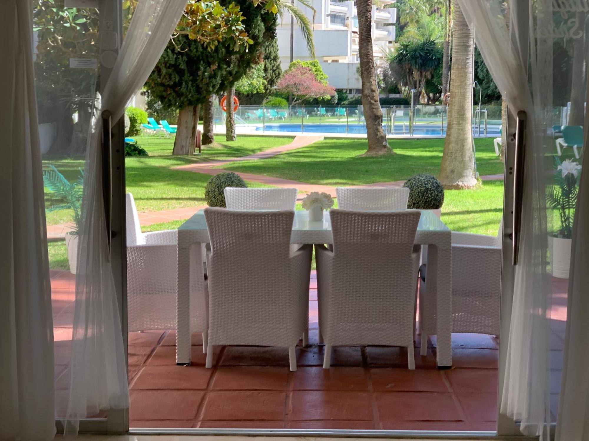 Vivaldi Boutique Suites Jardines Del Mar Marbella Buitenkant foto